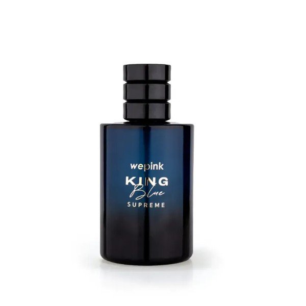 Frasco azul-escuro do perfume King Blue Supreme, da Wepink